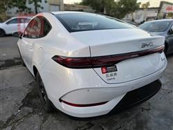 بي واي دي Qin Plus